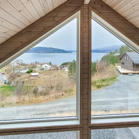 4 Bedroom Amazing In * Skånevik